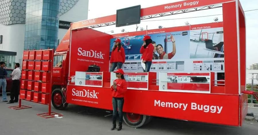 Sampling campaigns: planning teams, routes, and timing